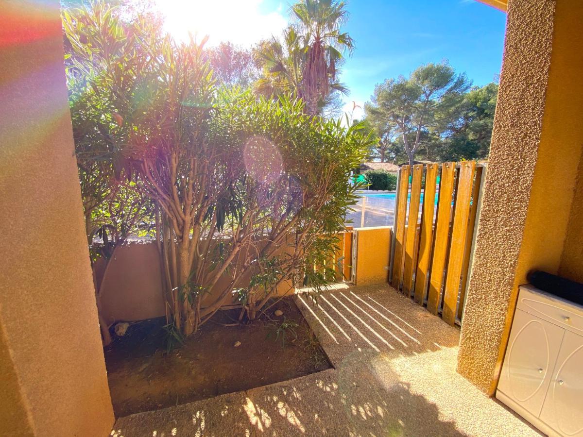 Appartement Avec Piscine A 5Min De La Plage Санарі-сюр-Мер Екстер'єр фото